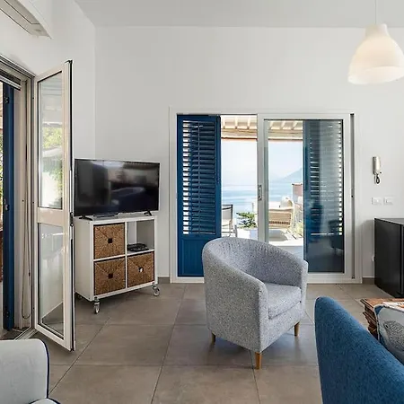 Casa Mama Private Access To Sea Vakantiehuis
