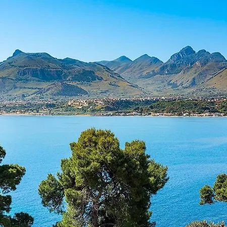 Vakantiehuis Casa Mama Private Access To Sea